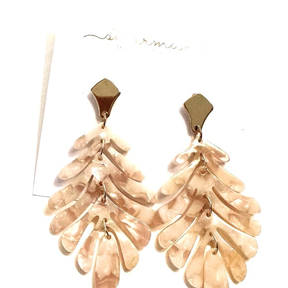 NWT  St Armand’s Designs of Sarasota Lucite Palm Leaf Earrings - Picture 3 of 5